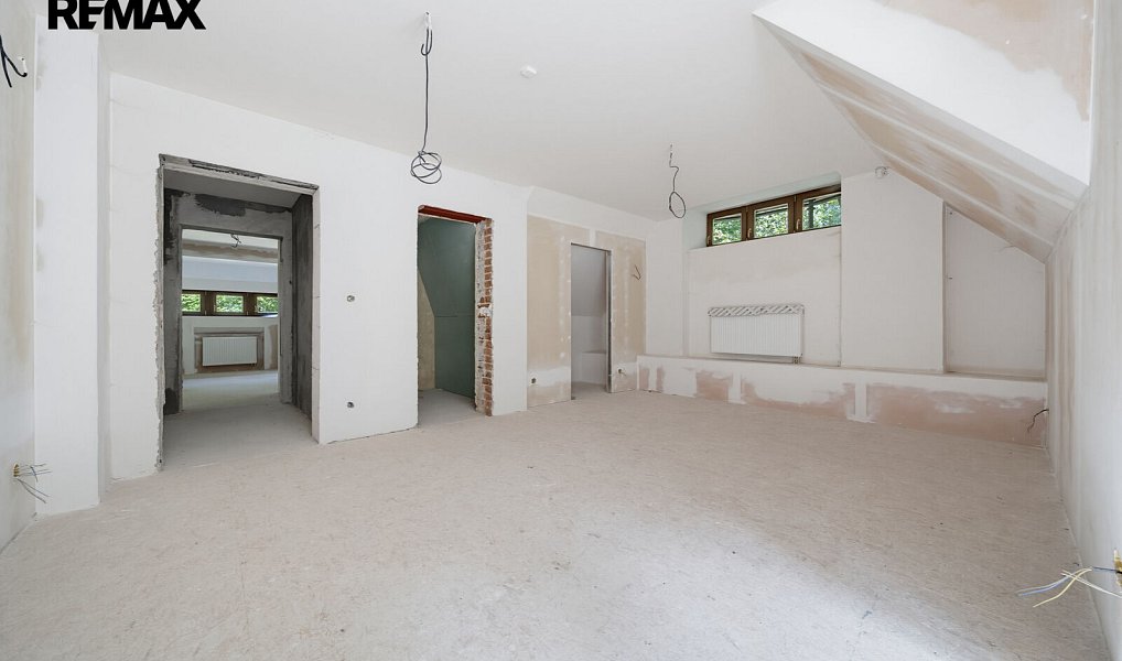 Prodej ubytovacího objektu 1 500 m², Karlovy Vary – náhled fotky 26