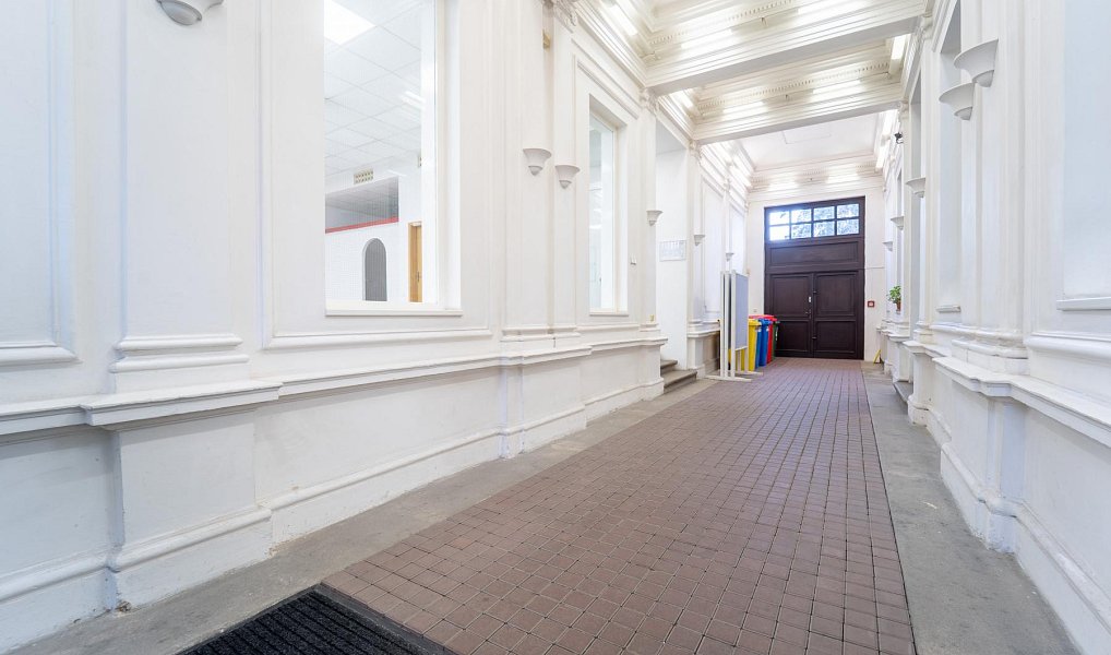 Pronájem obchodních prostor 92 m², Kolín – náhled fotky 13