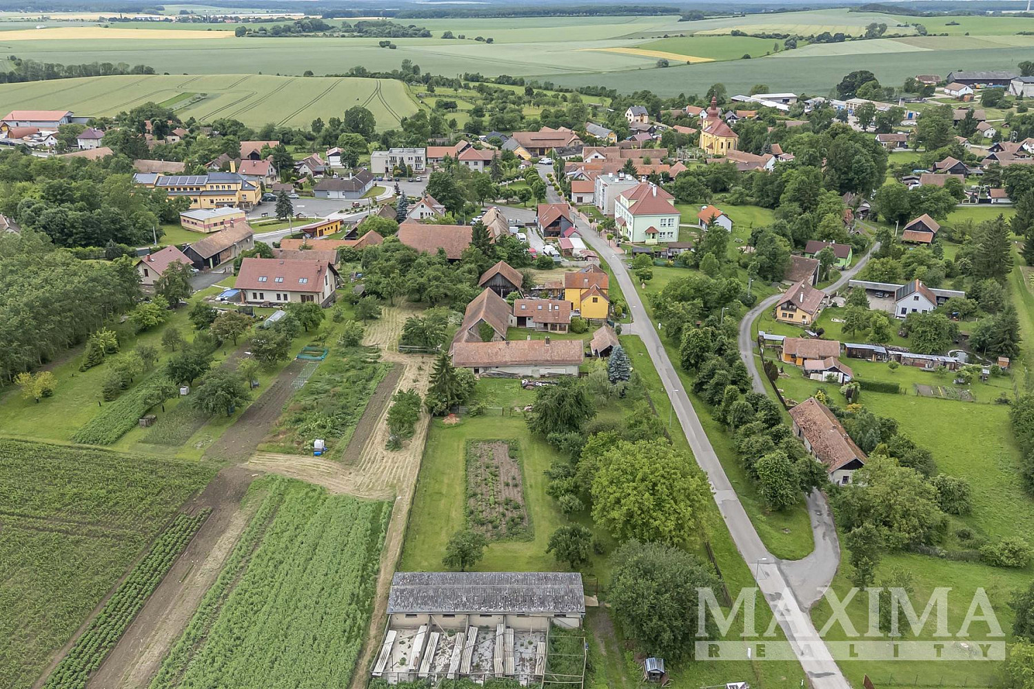 Prodej stavebního pozemku 1 372 m² – fotografie 5