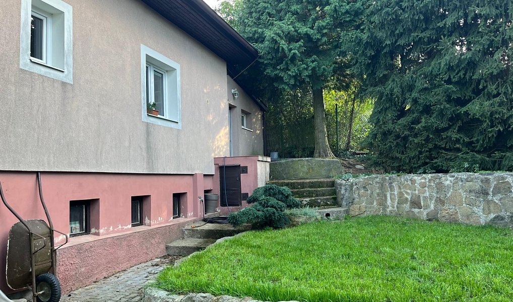Pronájem domu 110 m² s pozemkem 300 m², Čisovice – náhled fotky 23