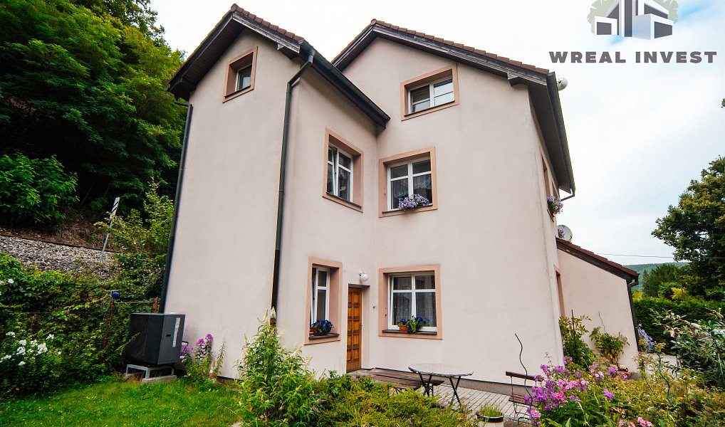 Prodej domu 203 m² s pozemkem 579 m², Měchenice – náhled fotky 3