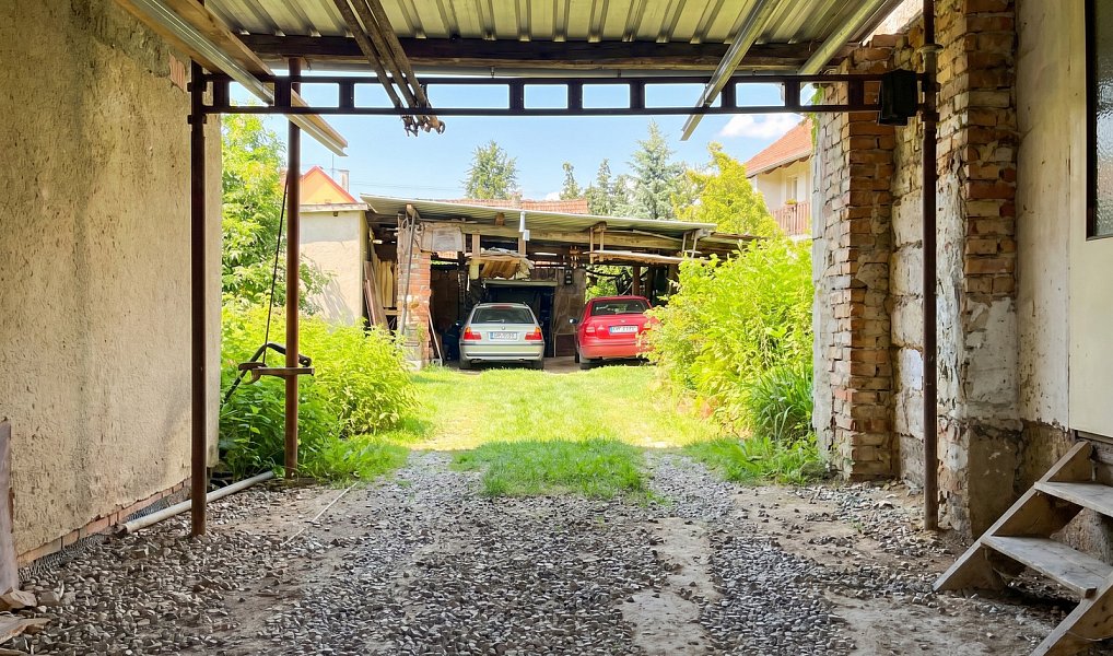 Prodej domu 248 m² s pozemkem 1 439 m², Blansko – náhled fotky 28