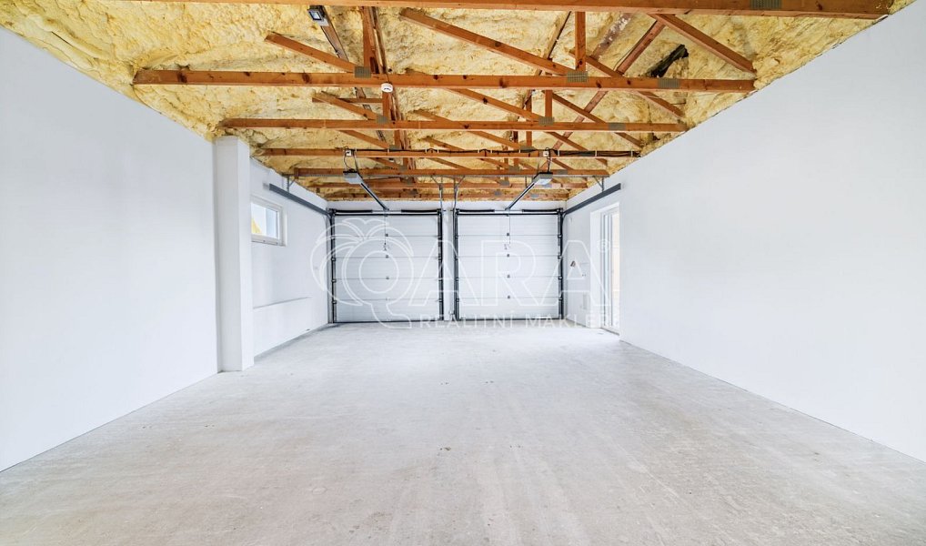 Prodej obchodních prostor 187 m², Sukorady – náhled fotky 18