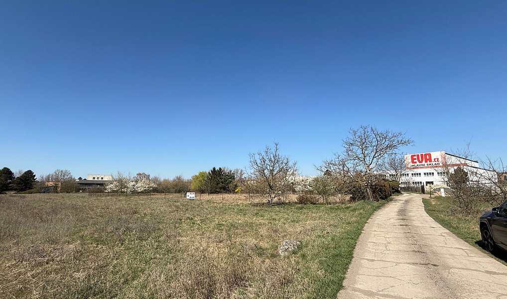 Prodej komerčního pozemku 2 978 m², Mělník – náhled fotky 10