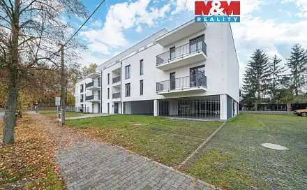 Pronájem bytu 1+kk 32 m²