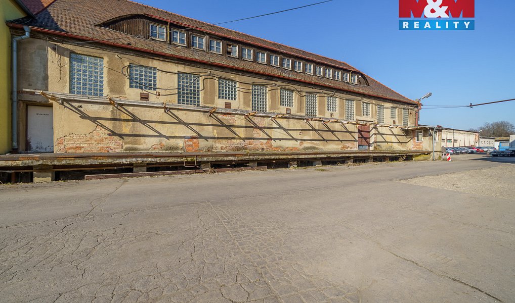 Prodej obchodních prostor 760 m², Teplice – náhled fotky 24