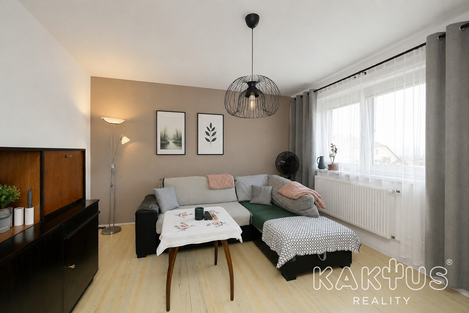 Prodej domu 150 m² s pozemkem 1 037 m² — photo 2