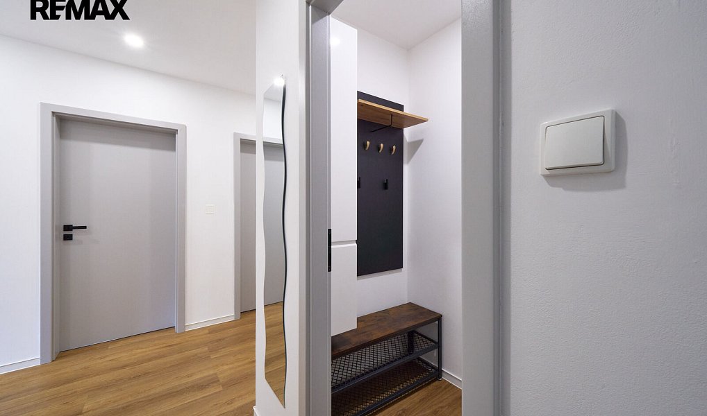 Prodej bytu 3+1 68 m², Hradec Králové – náhled fotky 11