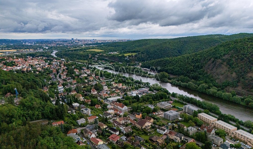 Prodej bytu 2+1 88 m², Praha – náhled fotky 31