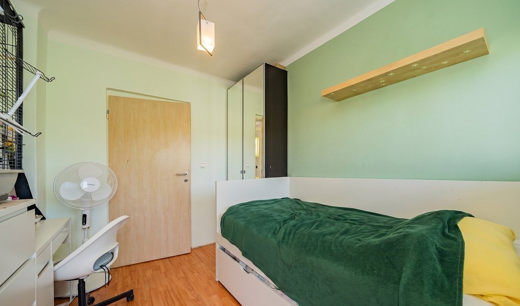 Prodej domu 260 m² s pozemkem 752 m², Praha – náhled fotky 30