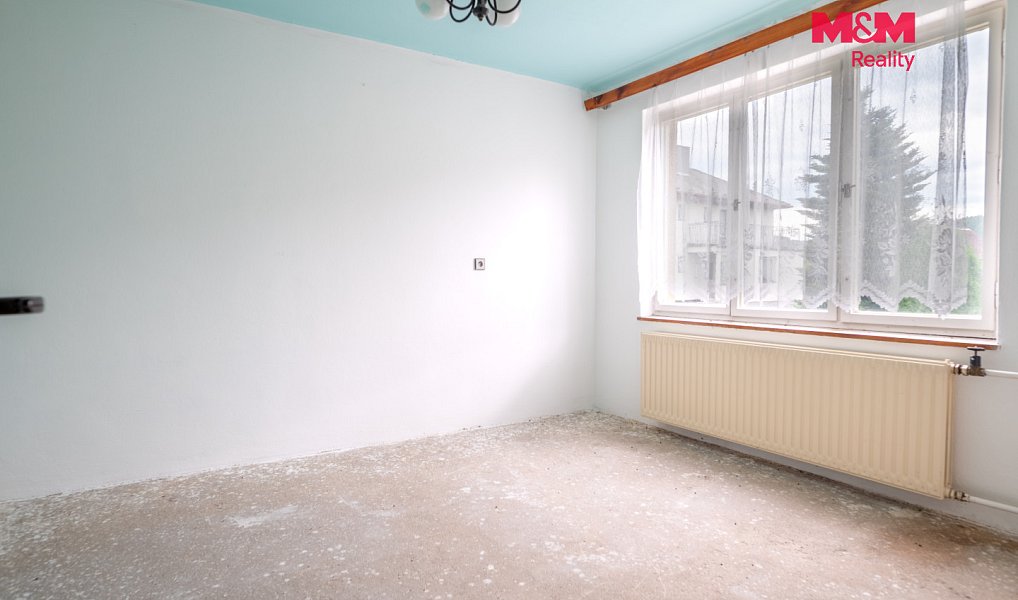 Prodej domu 256 m² s pozemkem 660 m², Čestice – náhled fotky 12