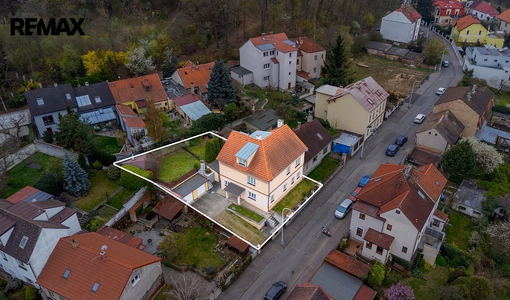 Prodej domu 216 m² s pozemkem 580 m², Praha – náhled fotky 4