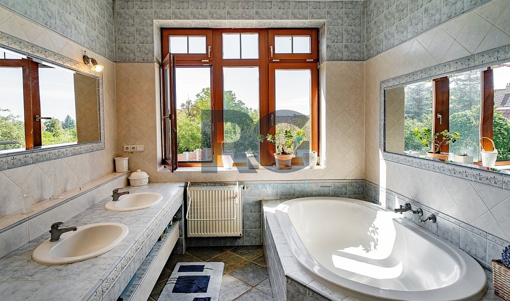 Prodej domu 568 m² s pozemkem 903 m², Písek – náhled fotky 5