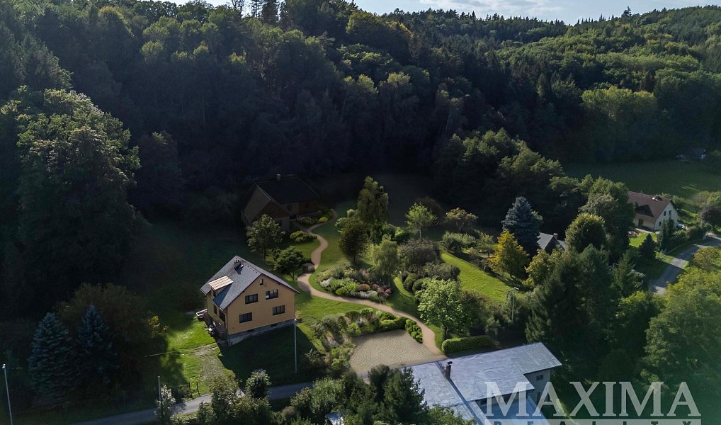 Prodej stavebního pozemku 3 738 m², Hrubá Skála – náhled fotky 2