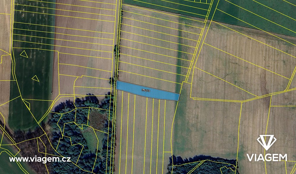 Prodej pole 379 m², Tisovec – náhled fotky 4