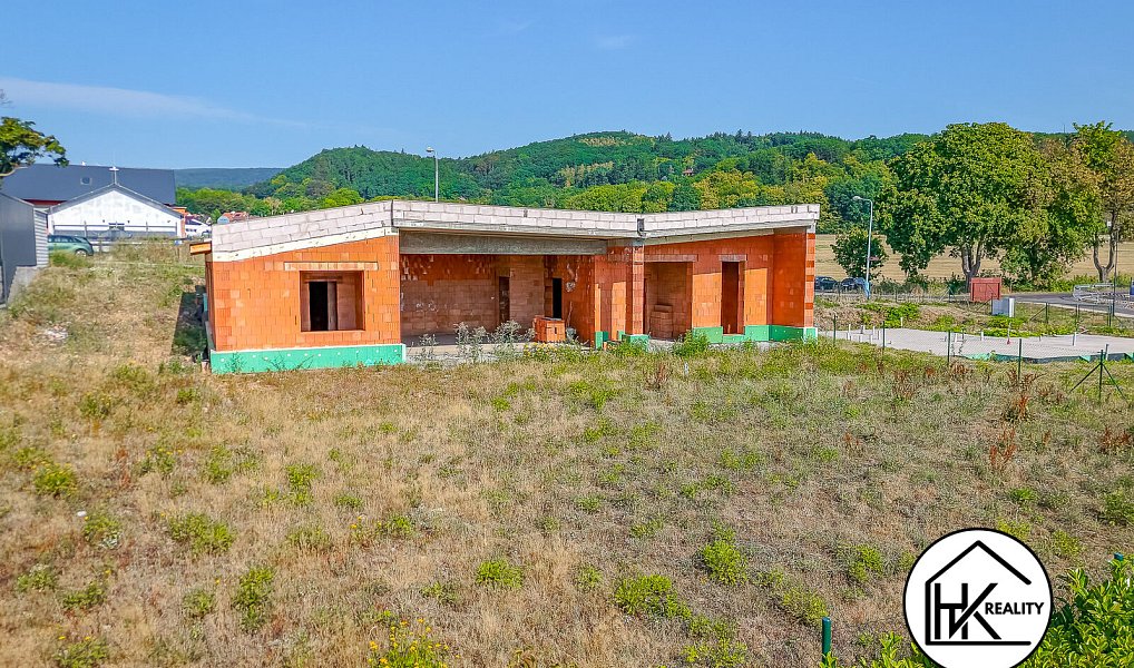 Prodej domu 268 m² s pozemkem 1 122 m², Dubí – náhled fotky 30
