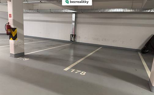 Prodej garáže 31 m2, Březenská, Praha 8 - Libeň