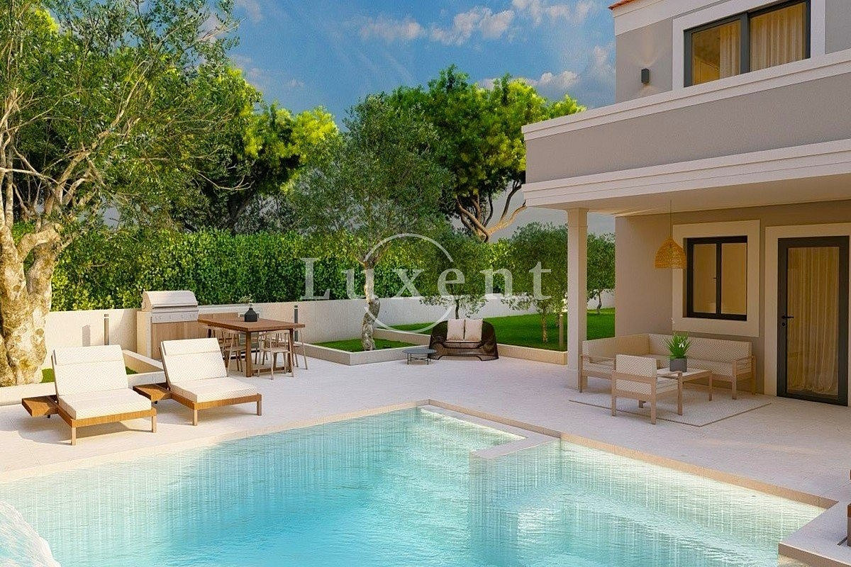 Prodej domu 246 m² s pozemkem 749 m²