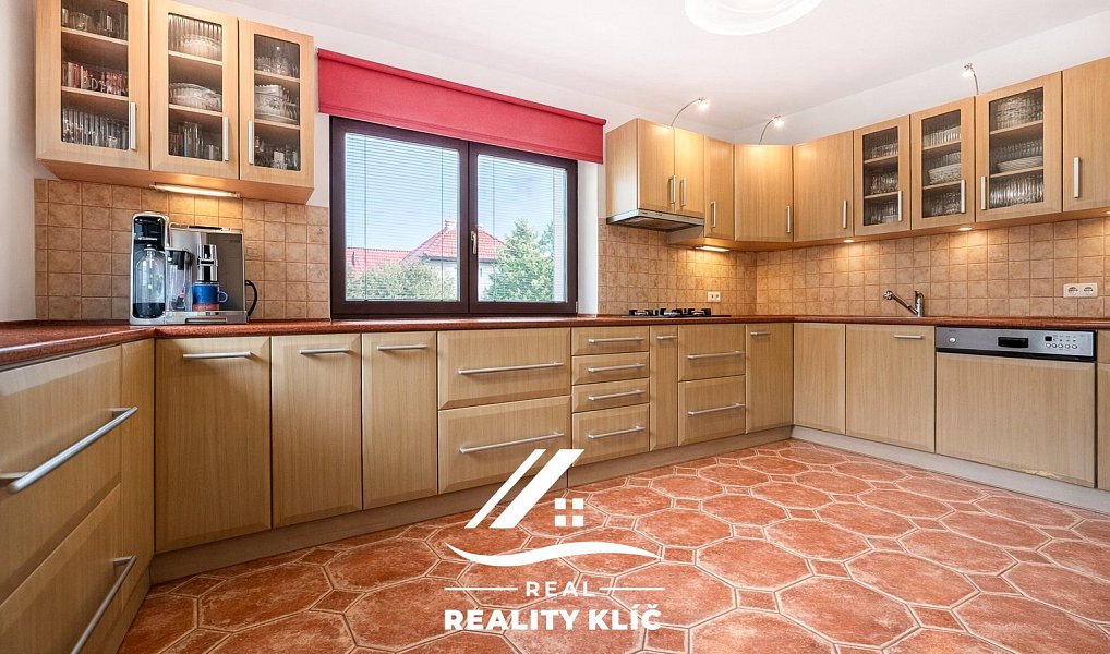 Prodej domu 240 m² s pozemkem 991 m², Ostrava – náhled fotky 3