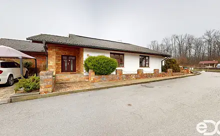 Prodej domu 573 m² s pozemkem 1 944 m², Holice - Podlesí, okres Pardubice