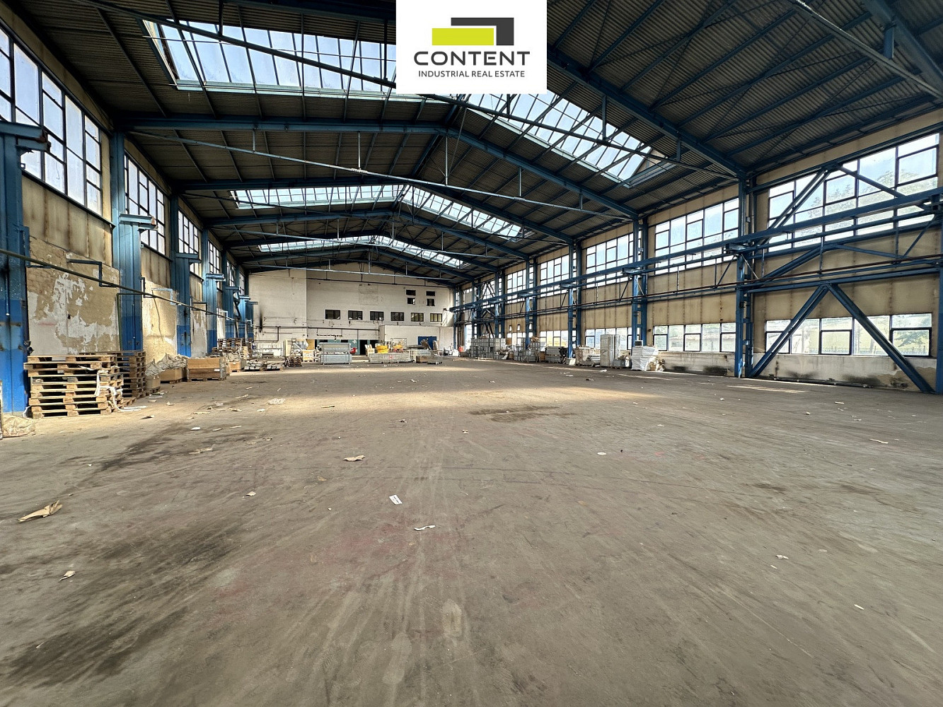 Pronájem skladovacích prostor 2 050 m² – fotografie 4