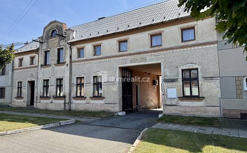 Prodej domu 840 m² s pozemkem 3 053 m², Pravčice, okres Kroměříž