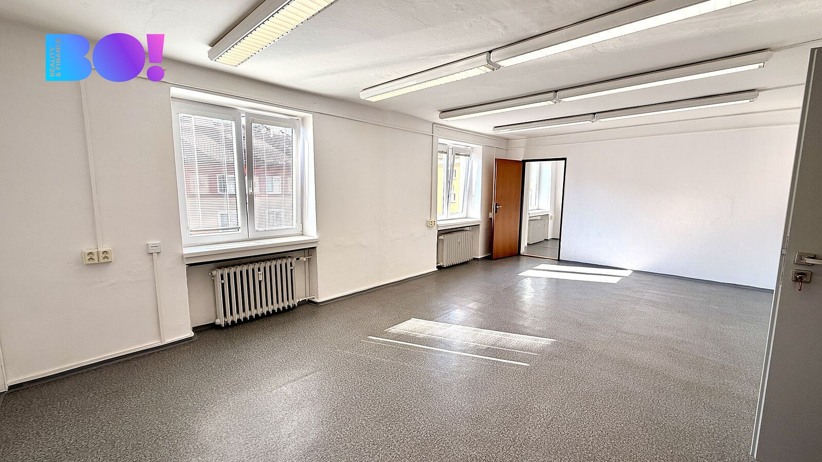 Pronájem kanceláře 41 m² – fotografie 2