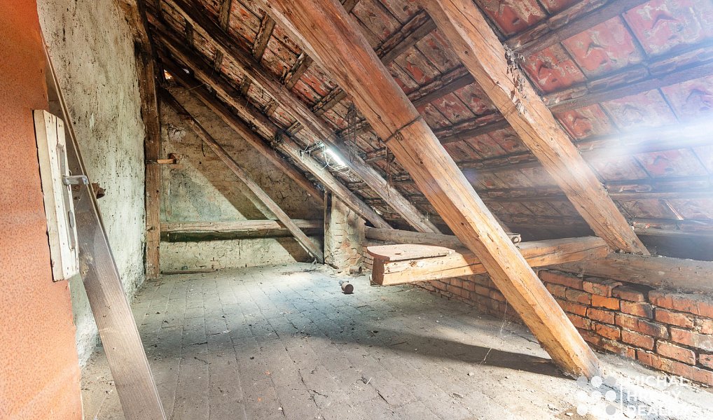 Prodej domu 192 m² s pozemkem 1 472 m², Bělotín – náhled fotky 17