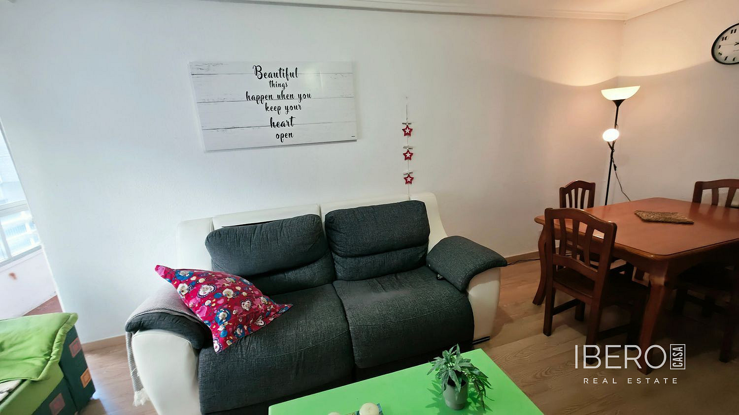 Piso 5+kk – León, Centro - Más