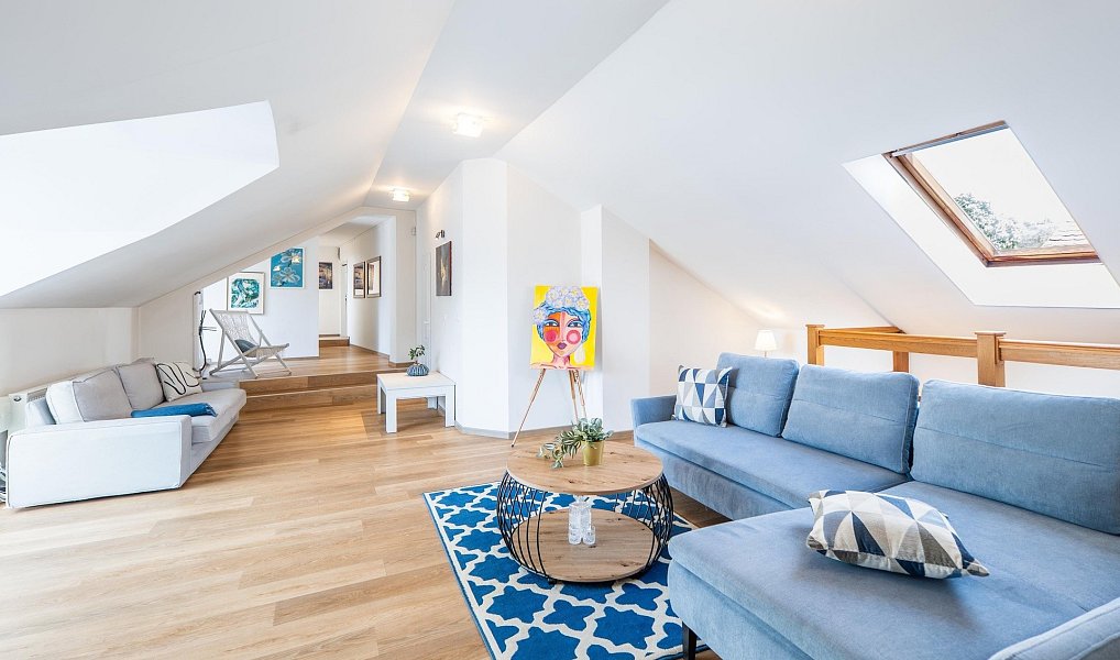 Prodej domu 319 m² s pozemkem 300 m², Sluhy – náhled fotky 5
