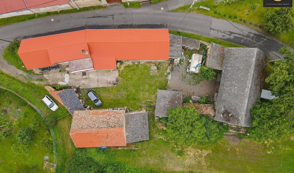 Prodej stavebního pozemku 1 000 m², Chožov – náhled fotky 4
