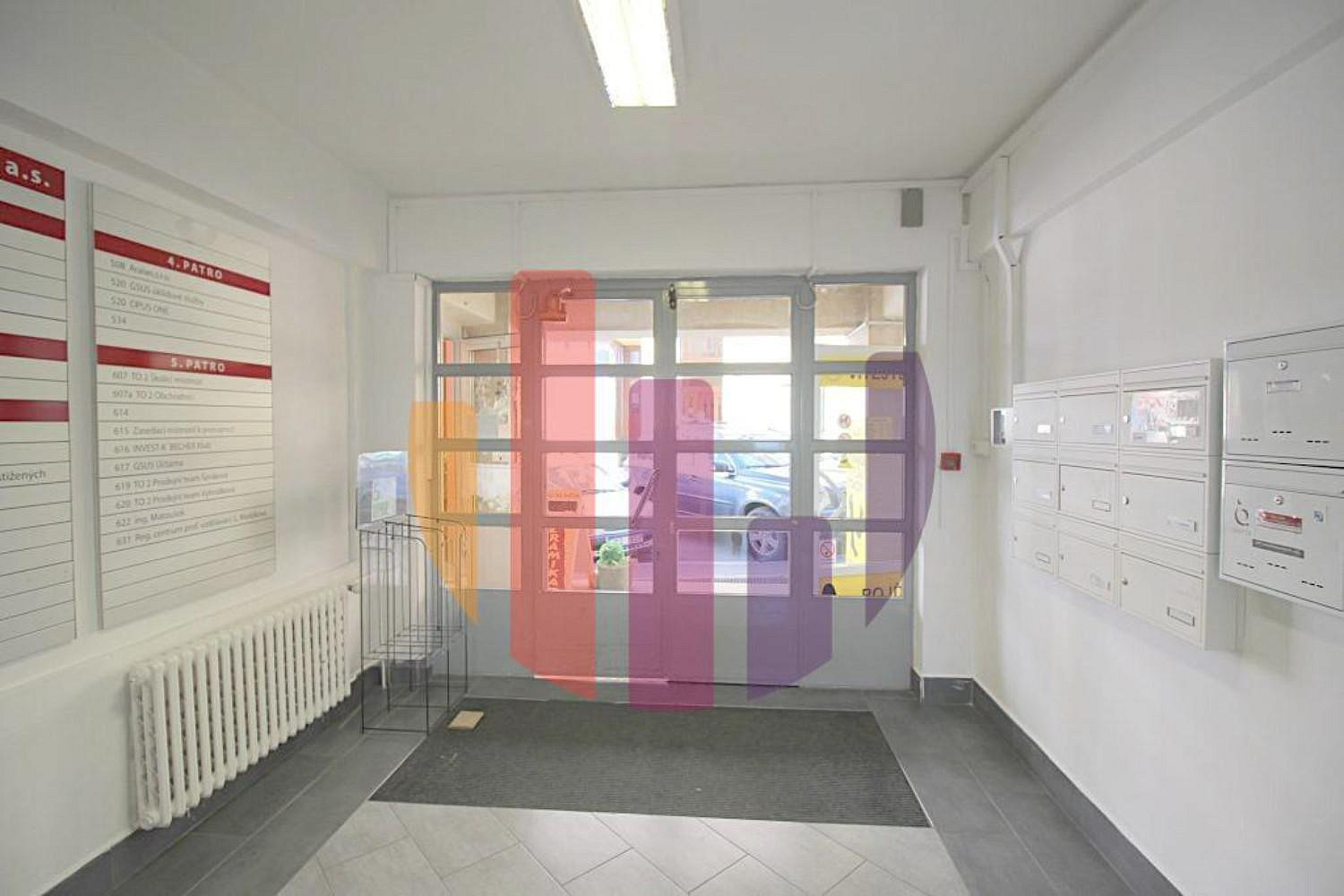 Pronájem kanceláře 320 m² – pohled 5