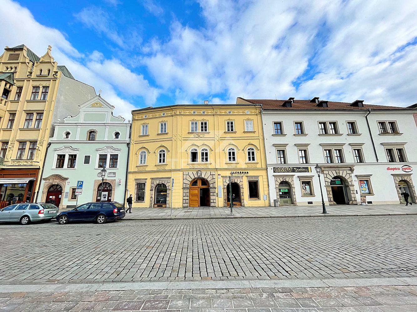 Pronájem obchodních prostor 121 m² – fotografie 2