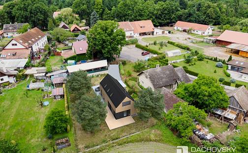 Prodej stavebního pozemku 925 m², Nasavrky - Obořice, okres Chrudim