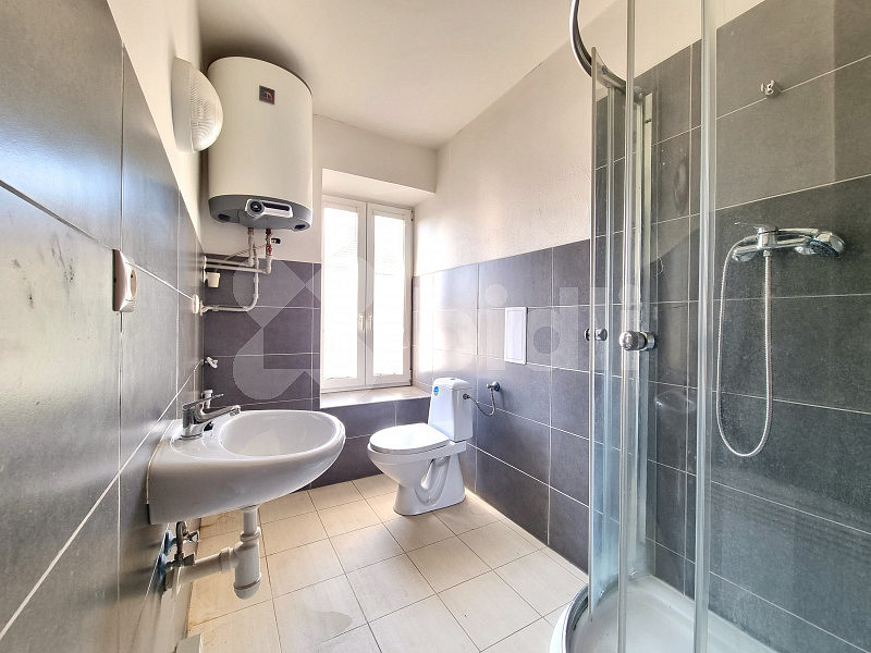 Pronájem bytu 2+kk 40 m² — photo 3