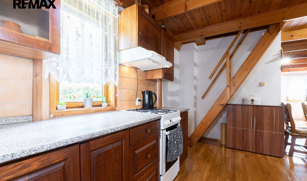 Prodej domu 136 m² s pozemkem 1 737 m², Český Jiřetín – náhled fotky 12