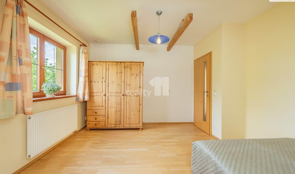 Prodej domu 200 m² s pozemkem 1 008 m², Kamenice – náhled fotky 26