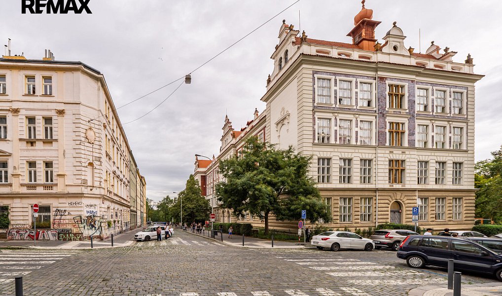 Pronájem bytu 2+1 86 m², Praha – náhled fotky 22
