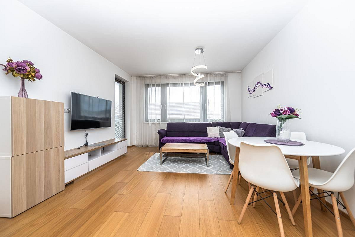 Pronájem bytu 2+kk 65 m²