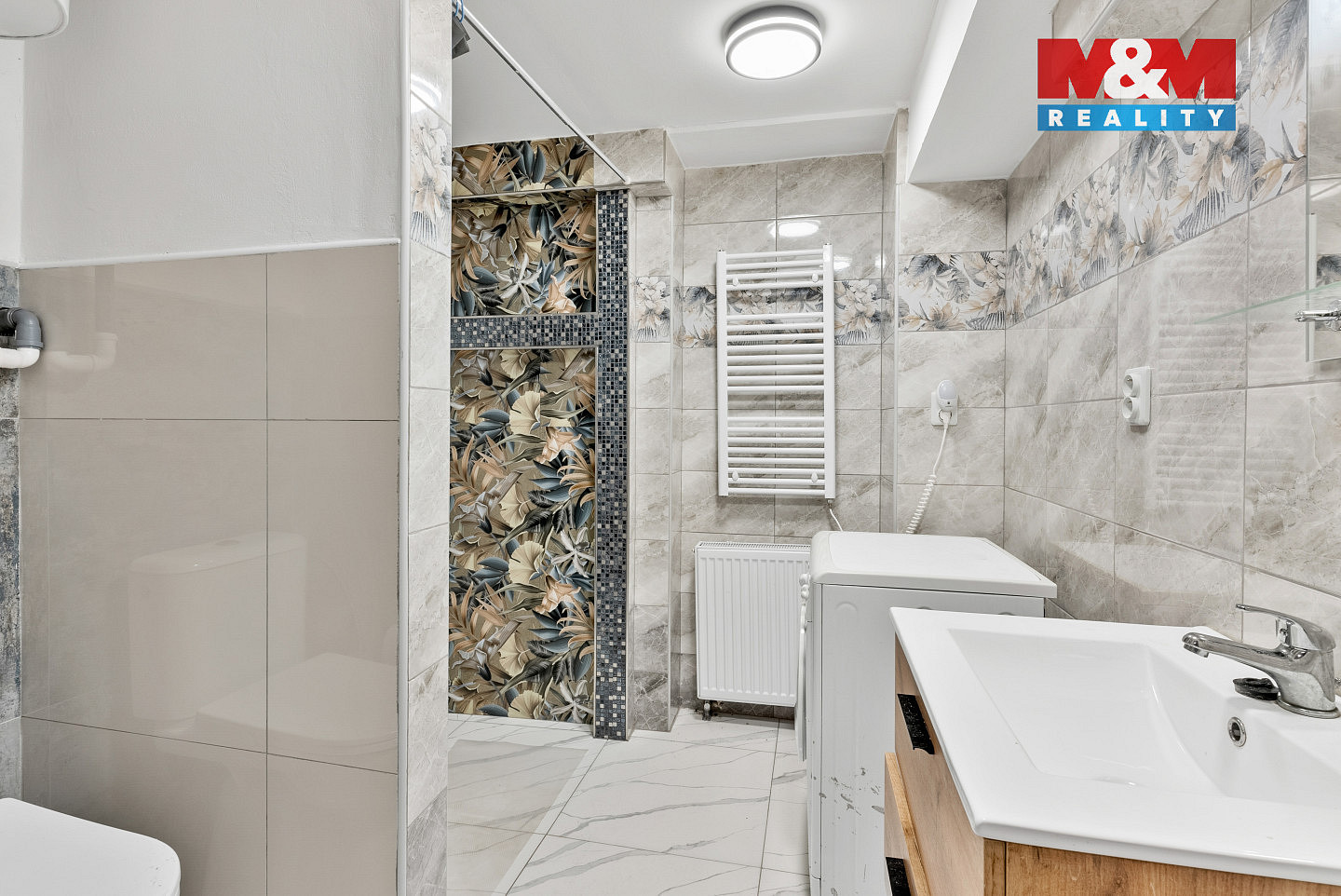 Prodej nájemního domu, činžáku 905 m² — photo 4