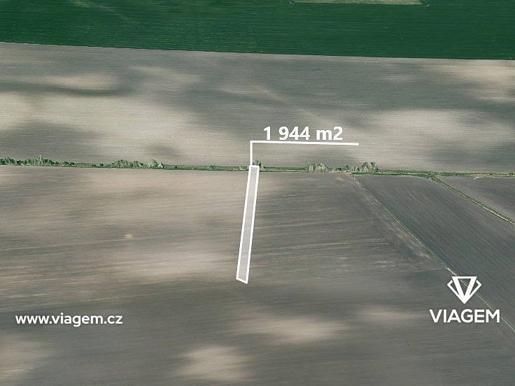 Prodej pole 648 m²