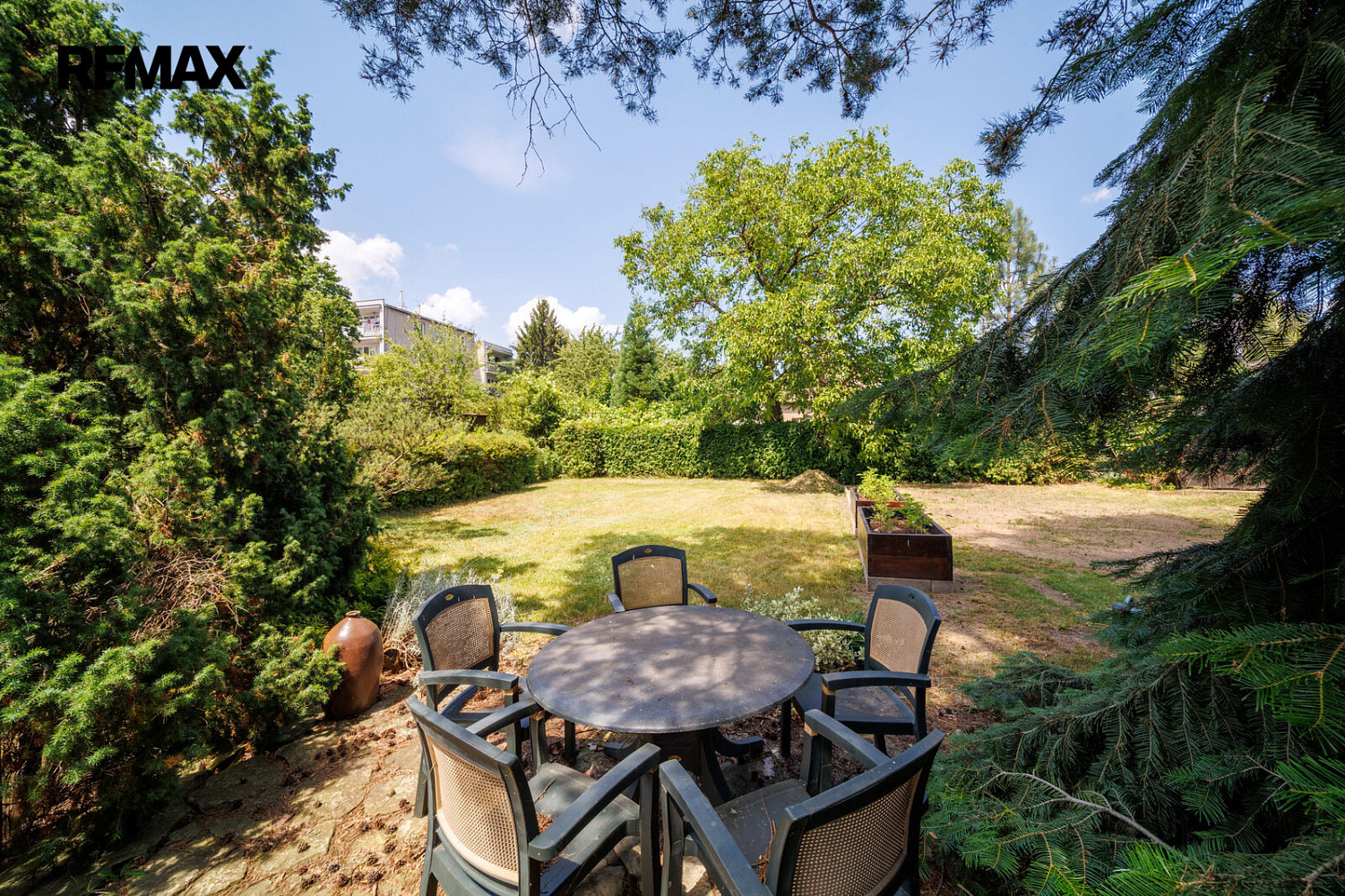 Prodej stavebního pozemku 992 m² – fotografie 4