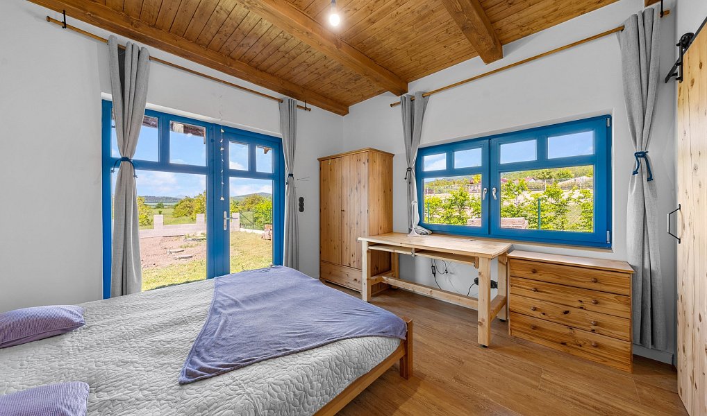 Prodej domu 182 m² s pozemkem 1 107 m², Trnovany – náhled fotky 20
