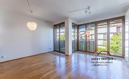 Pronájem bytu 3+kk 76 m²