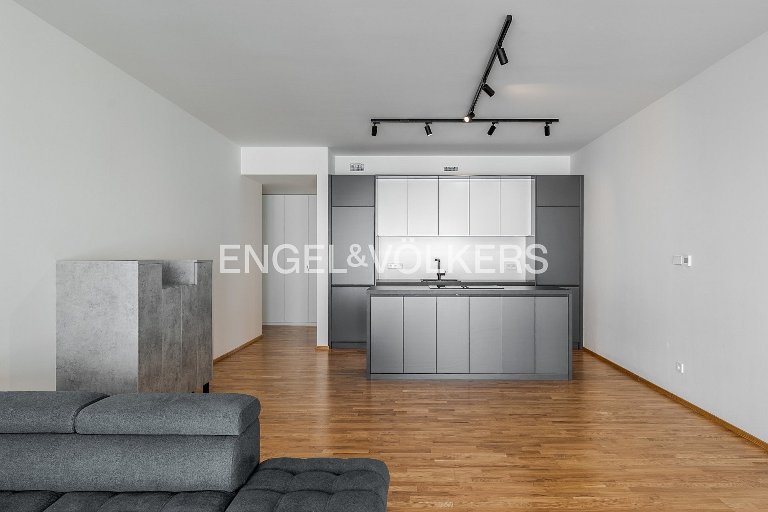 Pronájem bytu 3+kk 115 m² – fotografie 3
