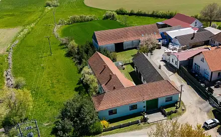 Prodej domu 121 m² s pozemkem 5 318 m², Moravské Budějovice - Lažínky, okres Třebíč