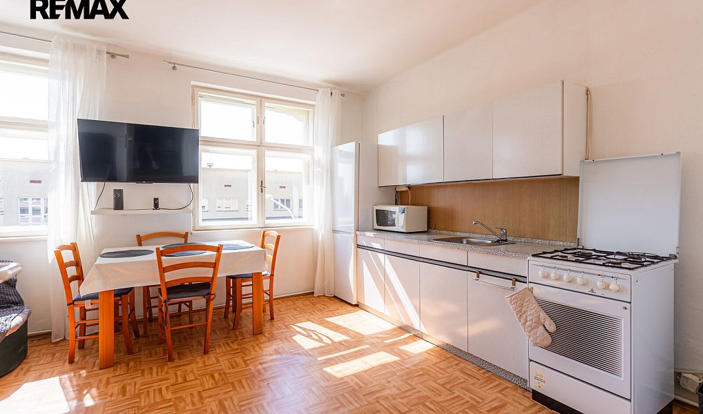 Prodej ubytovacího objektu 190 m², Veselí nad Moravou – náhled fotky 5