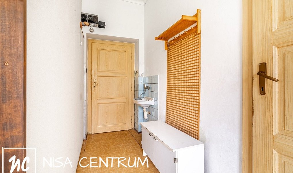 Prodej domu 220 m² s pozemkem 633 m², Benešov u Semil – náhled fotky 12