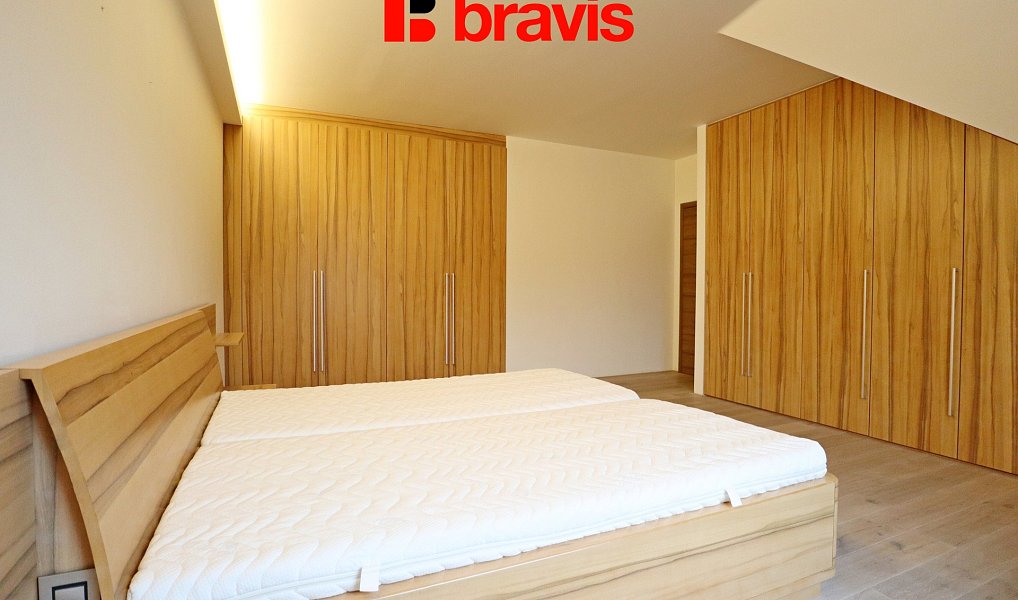 Pronájem bytu 3+kk 194 m², Brno – náhled fotky 12