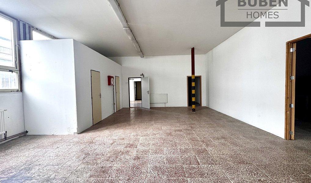 Prodej obchodních prostor 375 m², Bor – náhled fotky 15